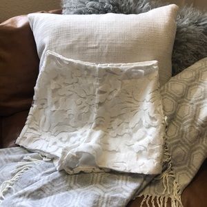 Ark & Co White Sequin Hot Shorts small